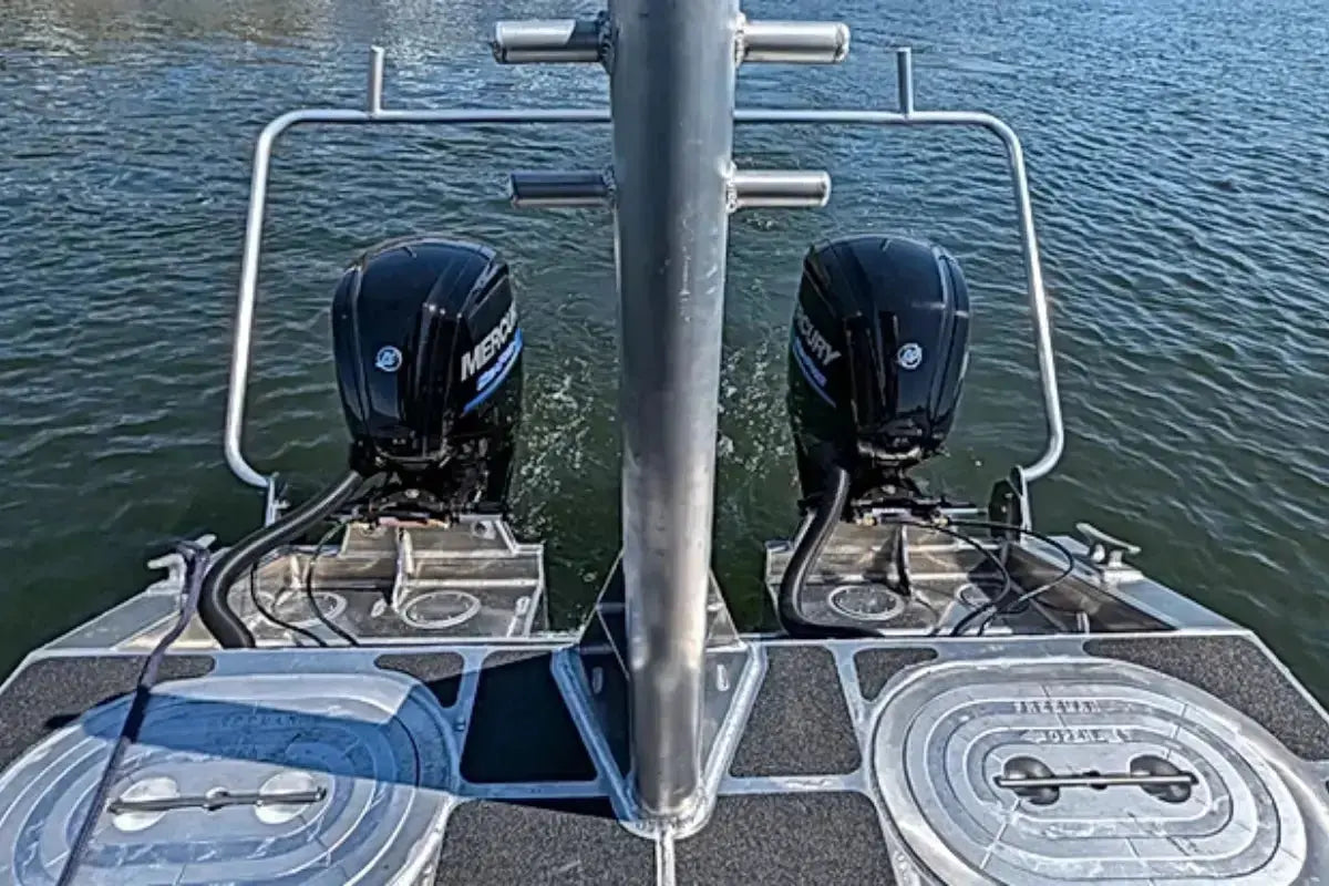 silverback_marine_versabarge_electric_deck_barge_outboard_motors