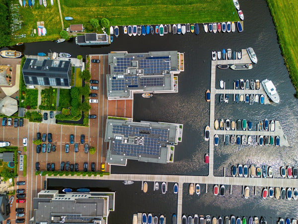Solar Powered Docks for Electric Boats
