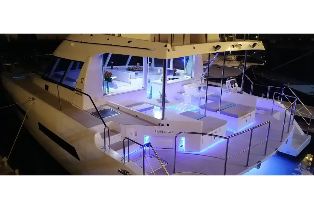 Nova Luxe Elight 44 Electric Boat interior with modern design and LED lighting