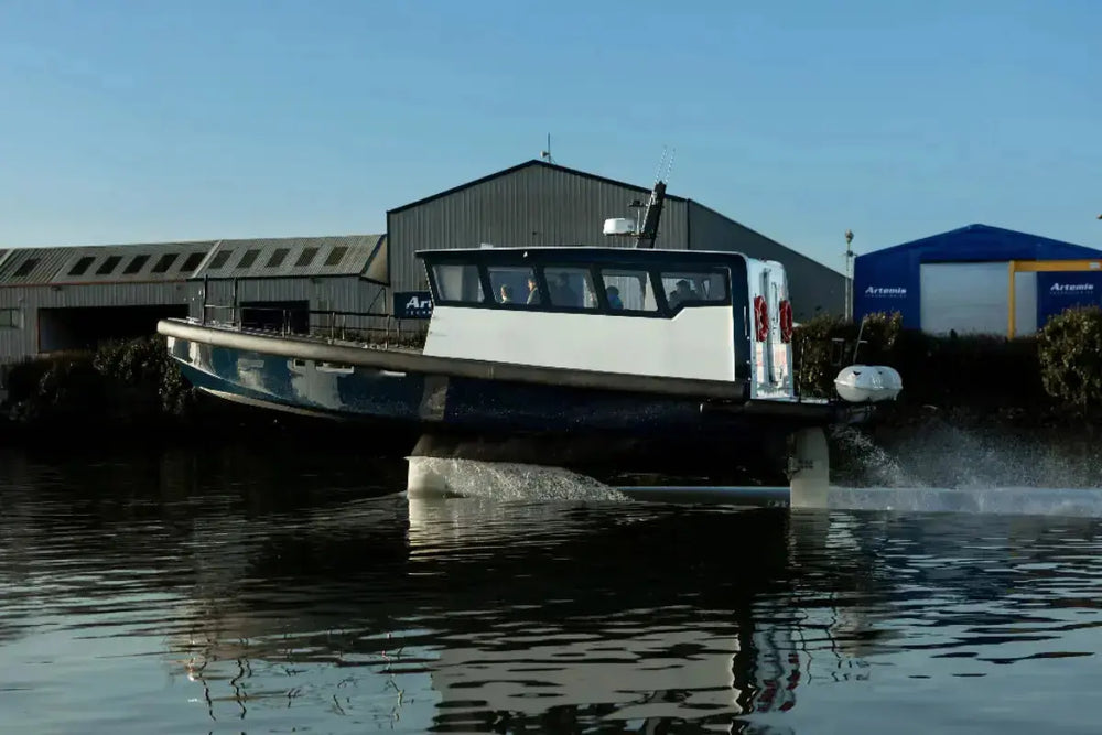 artemis_technologies_ef_12_electric_workboat_port_side
