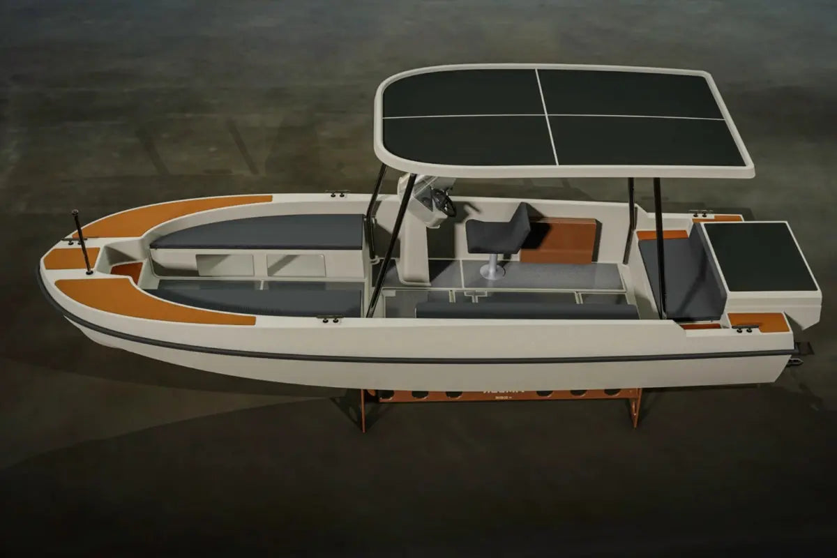 Solar-powered Elvene Amy Boat with a roof-mounted solar panel on a dark water background