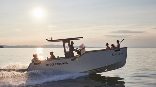 X SHORE EELEX 8000 Electric Boat