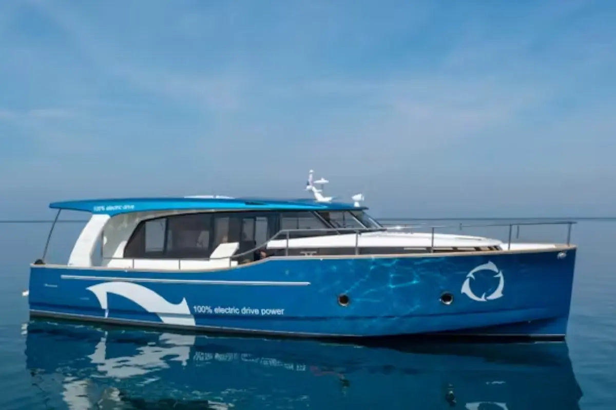 Greenline 40 Electric Yacht on calm water with clear sky