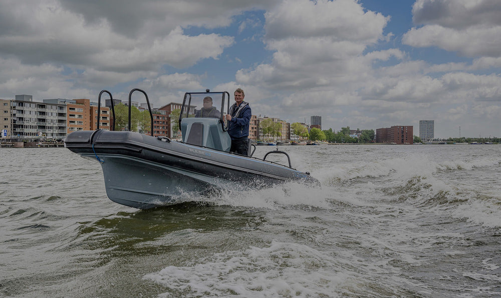 RS Electric Pulse 63 Work Boat