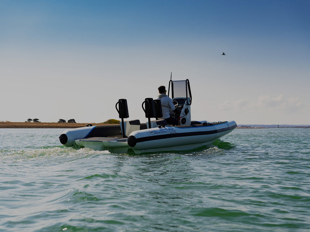 RS Electric Pulse 63 Work Boat