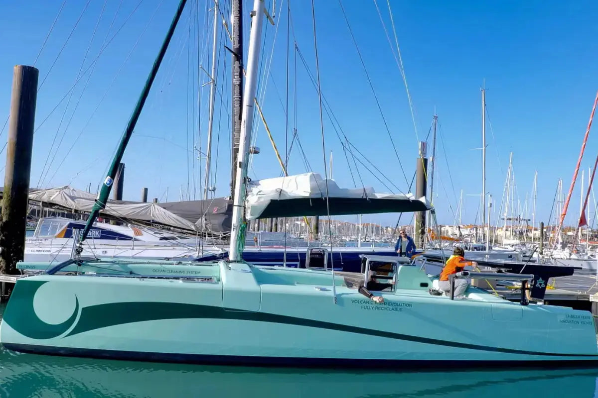 la_bella_verde_lbv35_electric_catamaran_in_marina