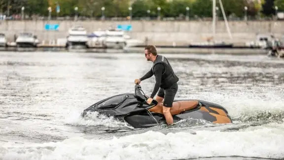 Orca Carbon Electric Boat