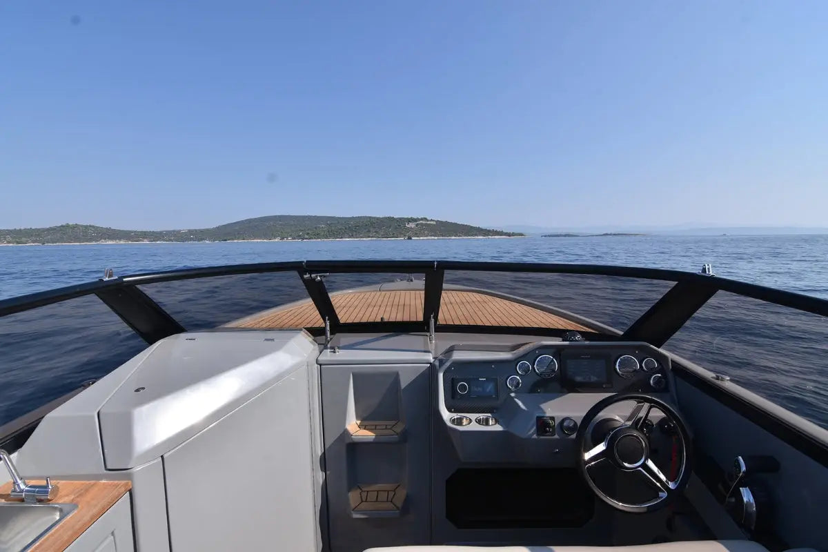 RAND Leisure 28 Electric Boat Rand Boats