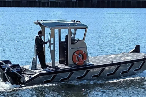 silverback_marine_versabarge_electric_deck_barge_starboard