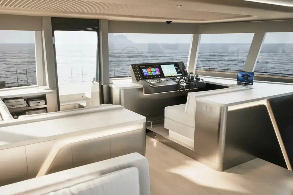 soel_yachts_soel_senses_62_electric_yacht_helm
