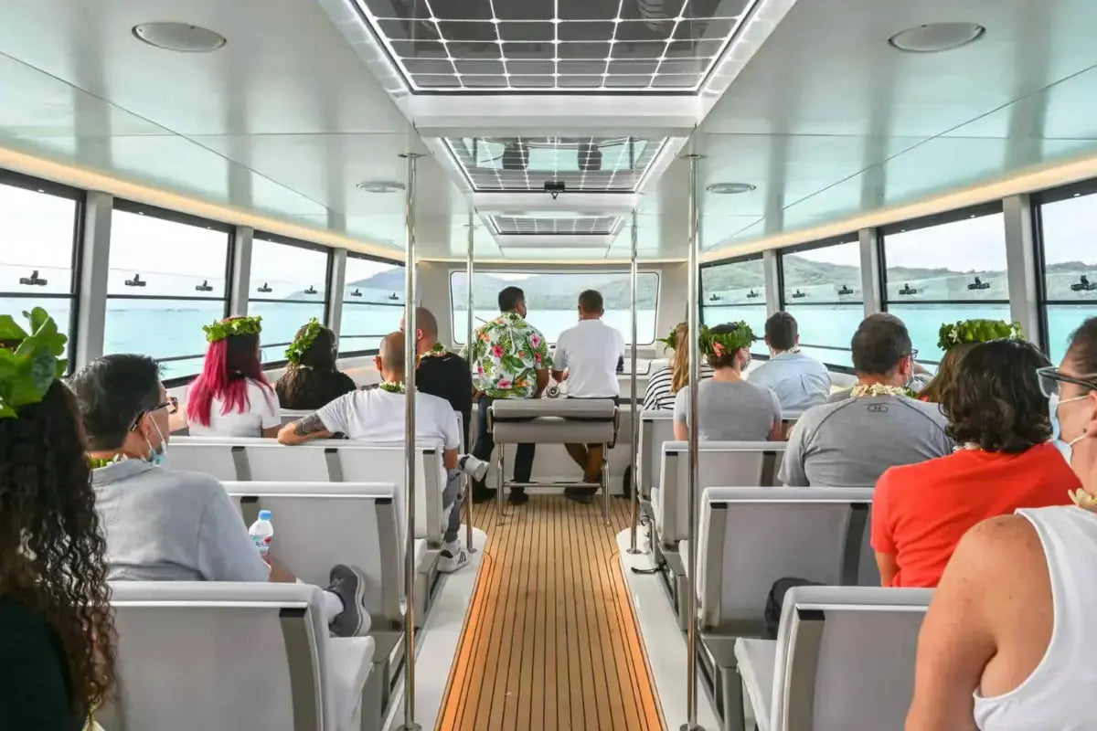 soel_yachts_soel_shuttle_14_electric_ferry_interior_with_people