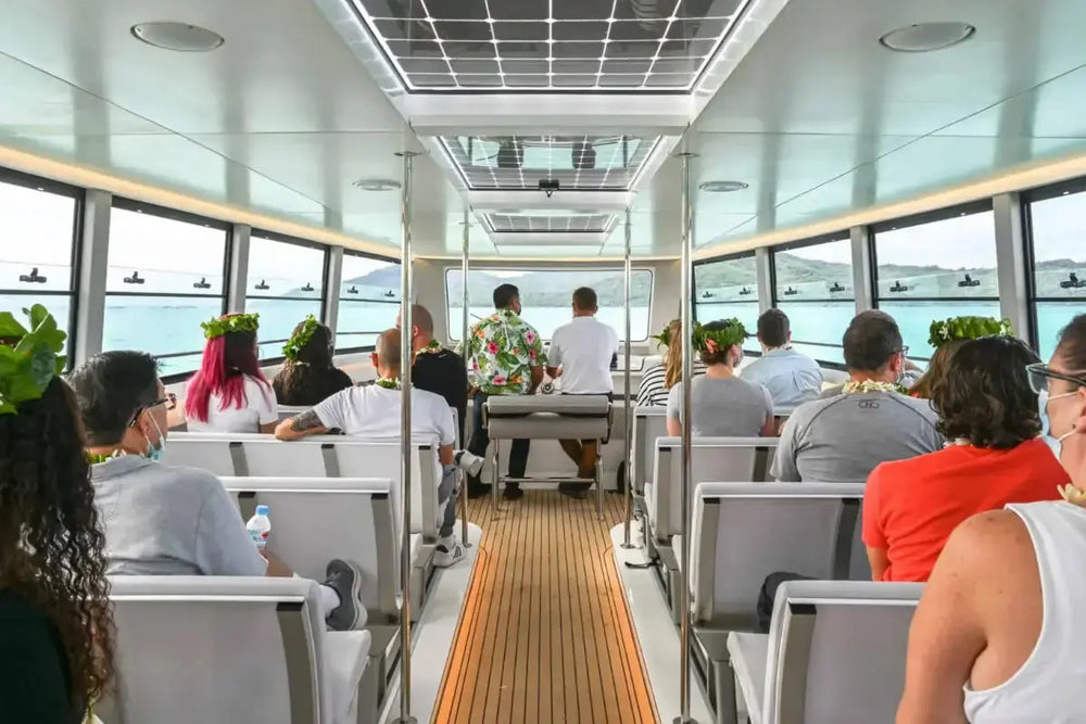soel_yachts_soel_shuttle_14_electric_ferry_interior_with_people