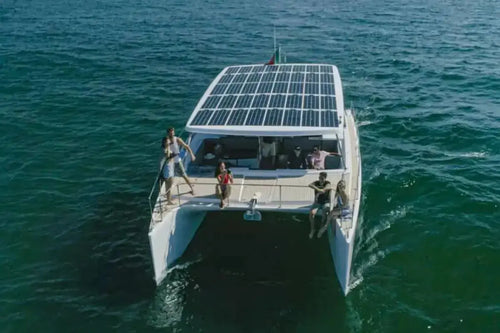 sun_concept_cat_12_lounge_electric_boat