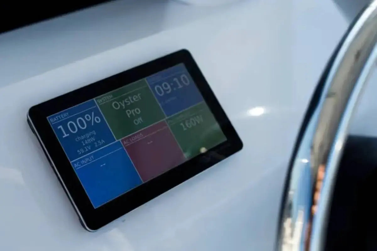 sun_concept_pro_9.0_oyster_electric_boat_dashboard