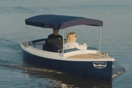 vision_marine_technologies_volt_180_cruising