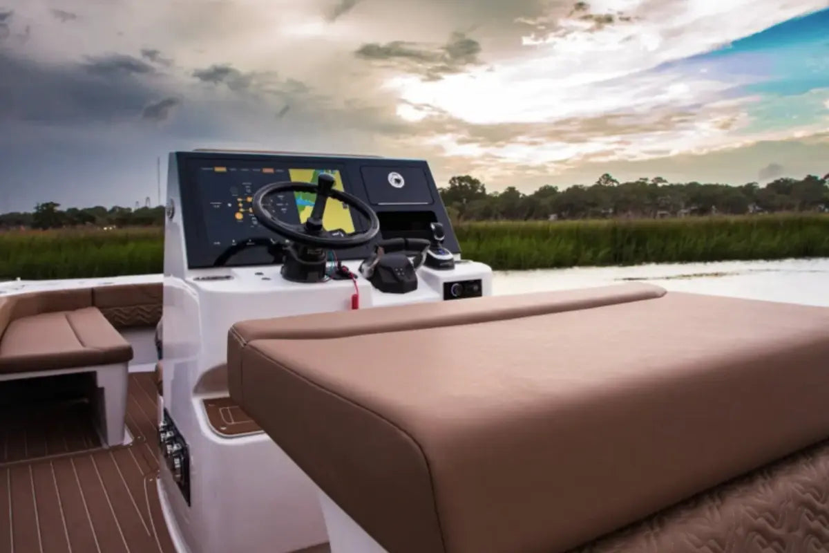 Volare Artemis23 Electric Boat Helm