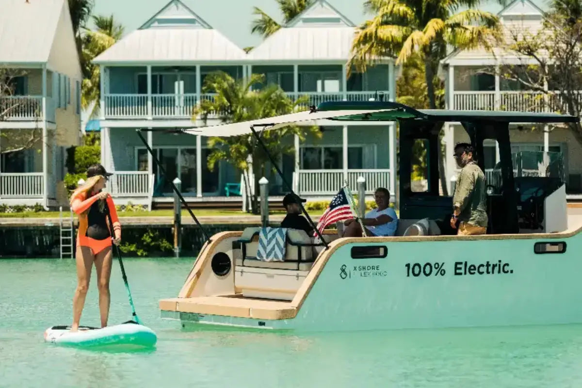 x_shore_eelex_8000_electric_boat_starboard